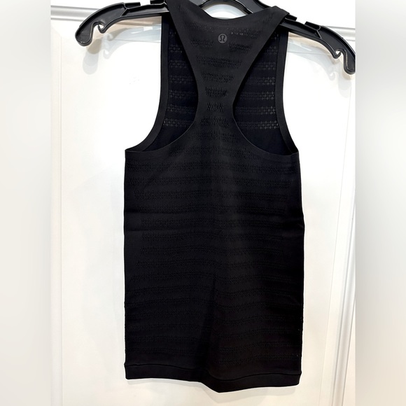 Lululemon reveal tank size 4 - Picture 8 of 9
